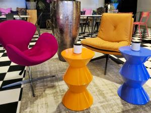 Swan Chair Drehsessel Stoff 2
